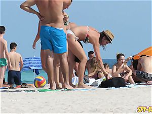 kinky amateur hefty globes teenagers voyeur Beach vid